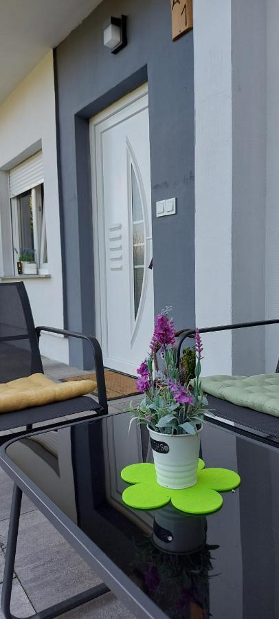 Apartment Remete *